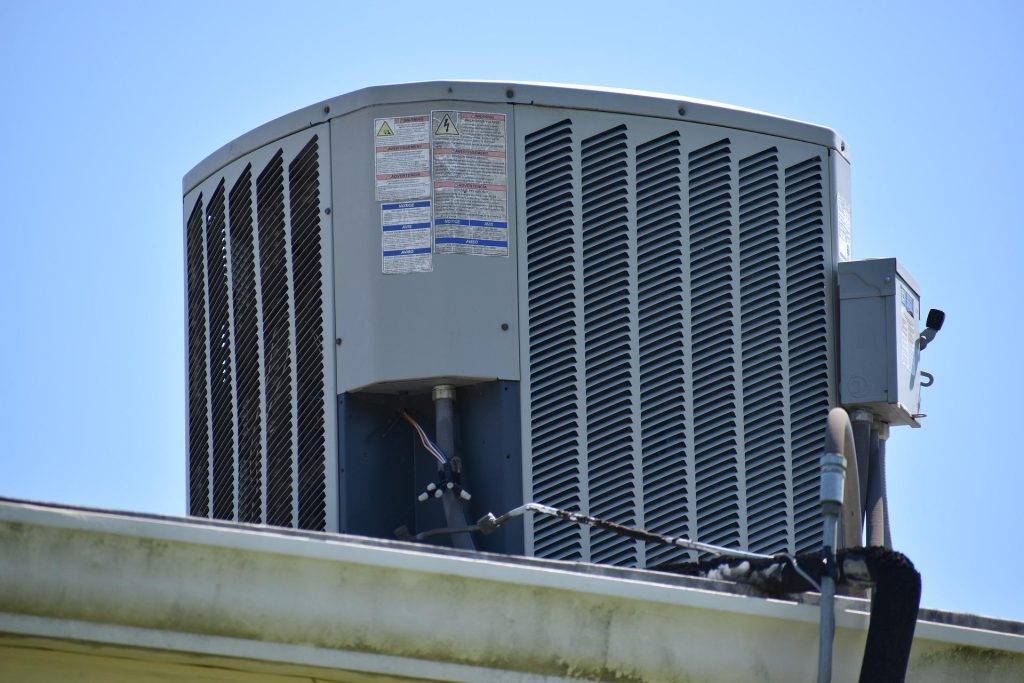 Climatiseur : Un article sur la climatisation et comment elle se combine avec d'autres équipements pour rendre votre maison plus confortable. 1 Climatiseur : Un article sur la climatisation